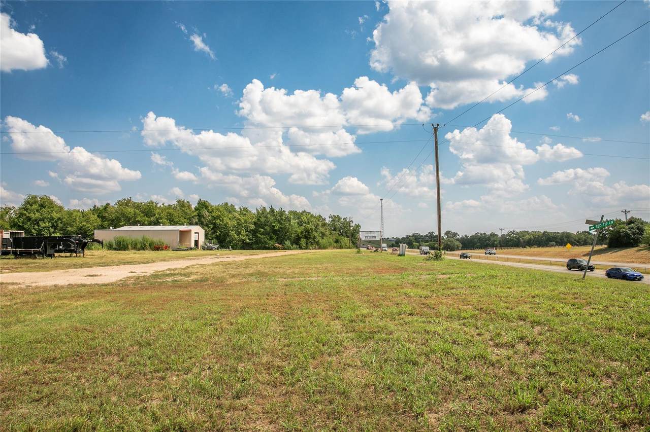 30 Red Tip Ln - Photo 1