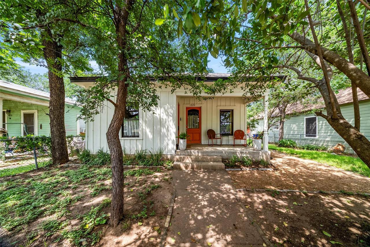 1020 Spence St - Photo 1