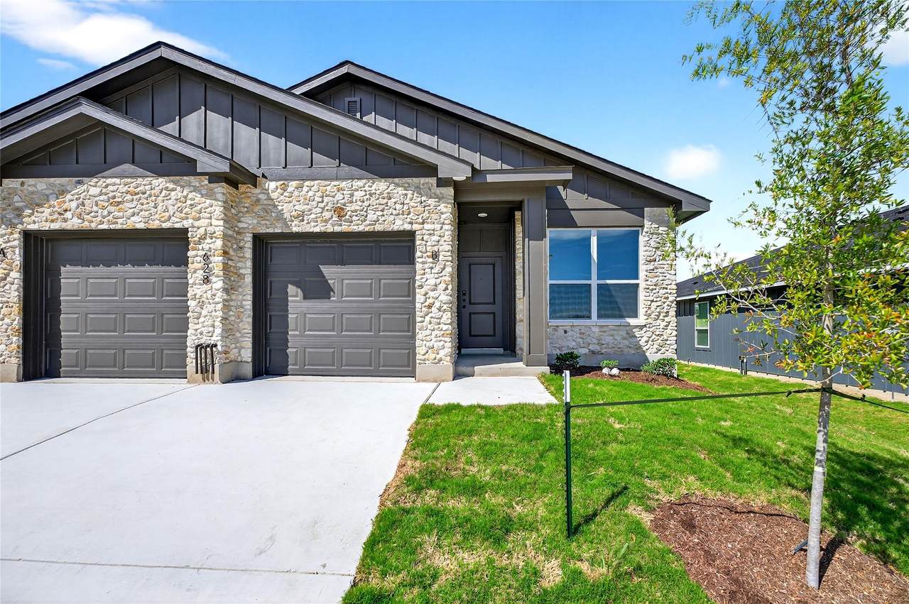628 Pacific Crest Trl - Photo 1