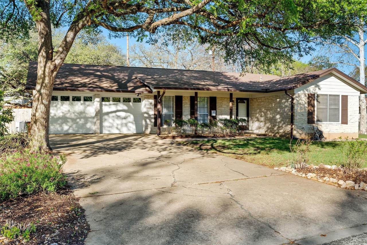 2611 Choctaw Trl - Photo 1