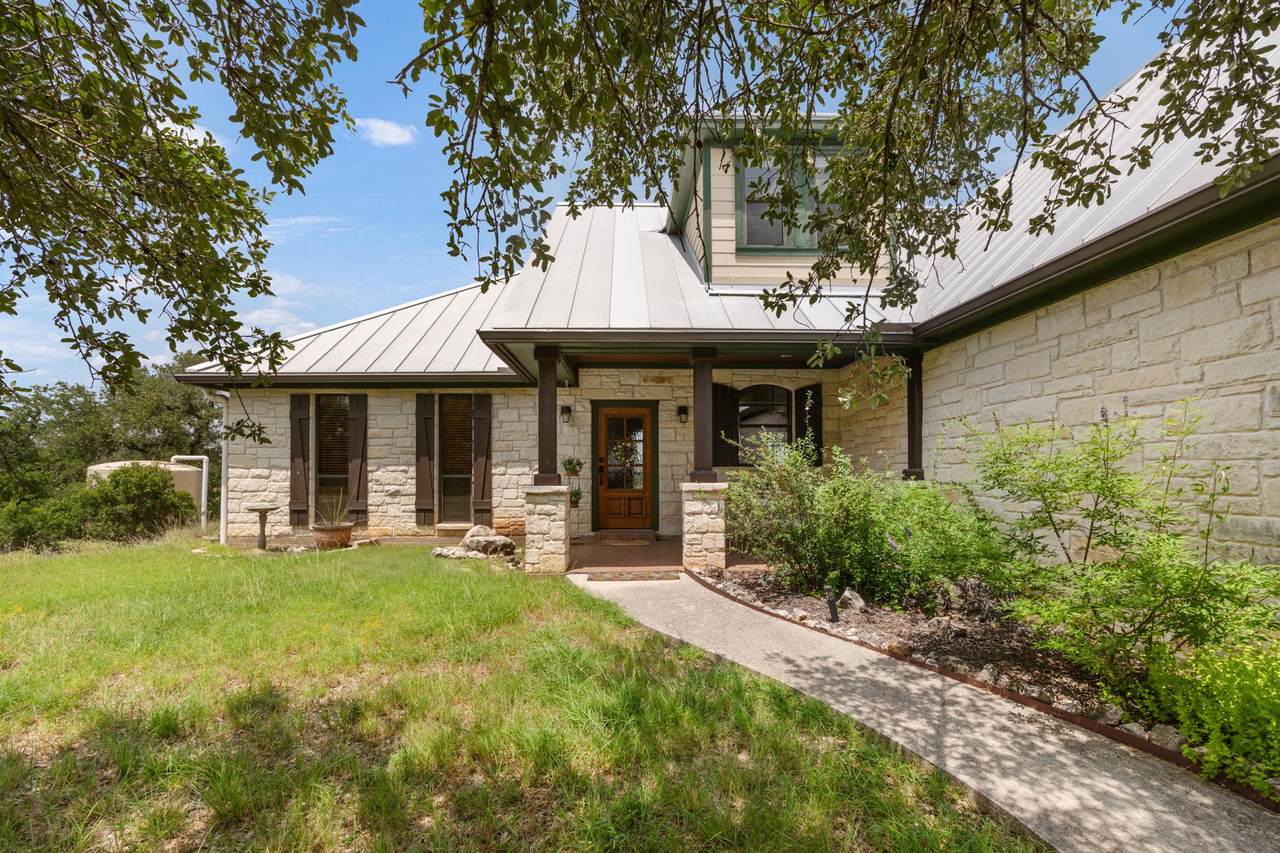 544 River View Dr - Photo 1