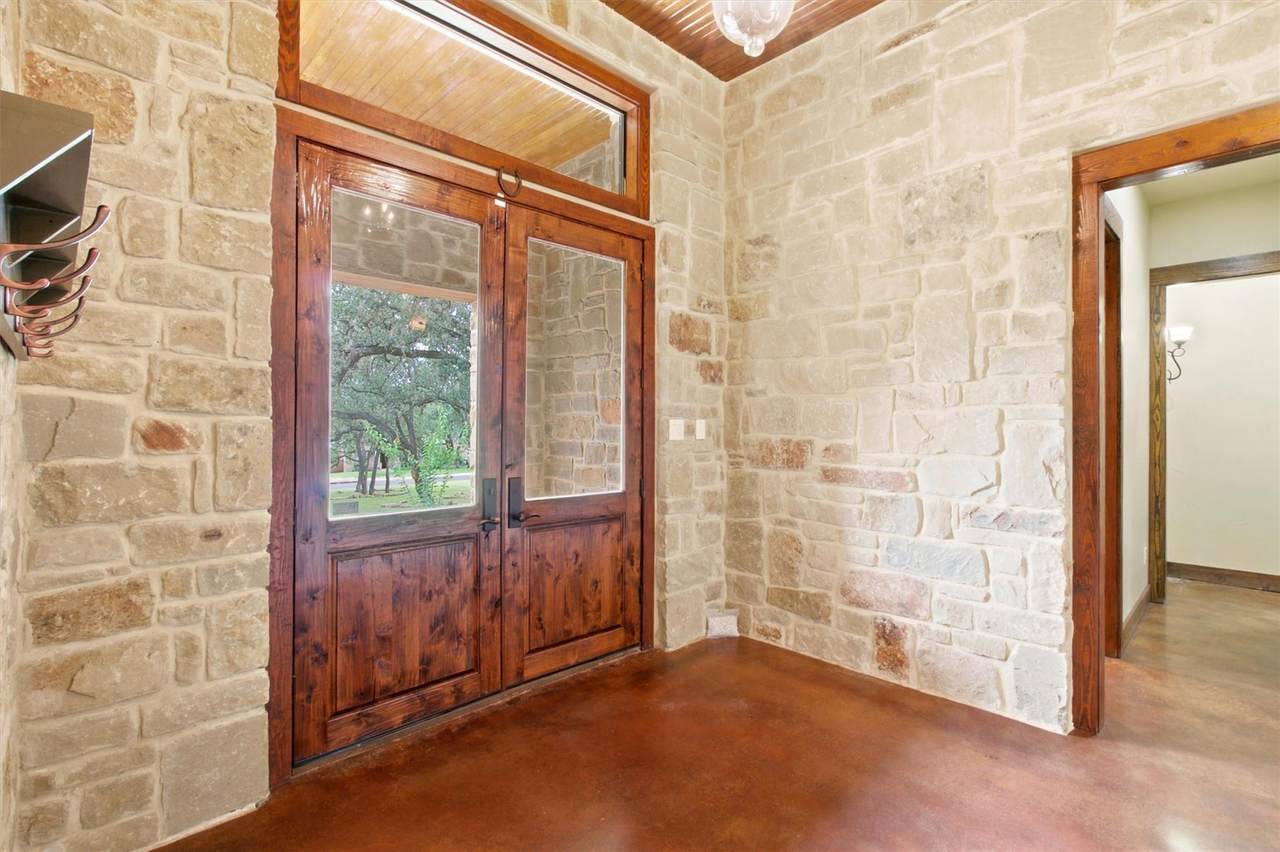 https://bt-photos.global.ssl.fastly.net/austin/1280_boomver_1_6460304-2.jpg