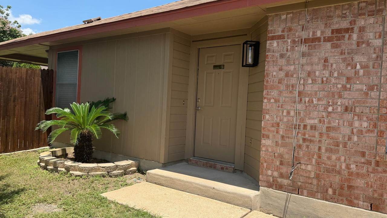 https://bt-photos.global.ssl.fastly.net/austin/1280_boomver_1_6487113-2.jpg