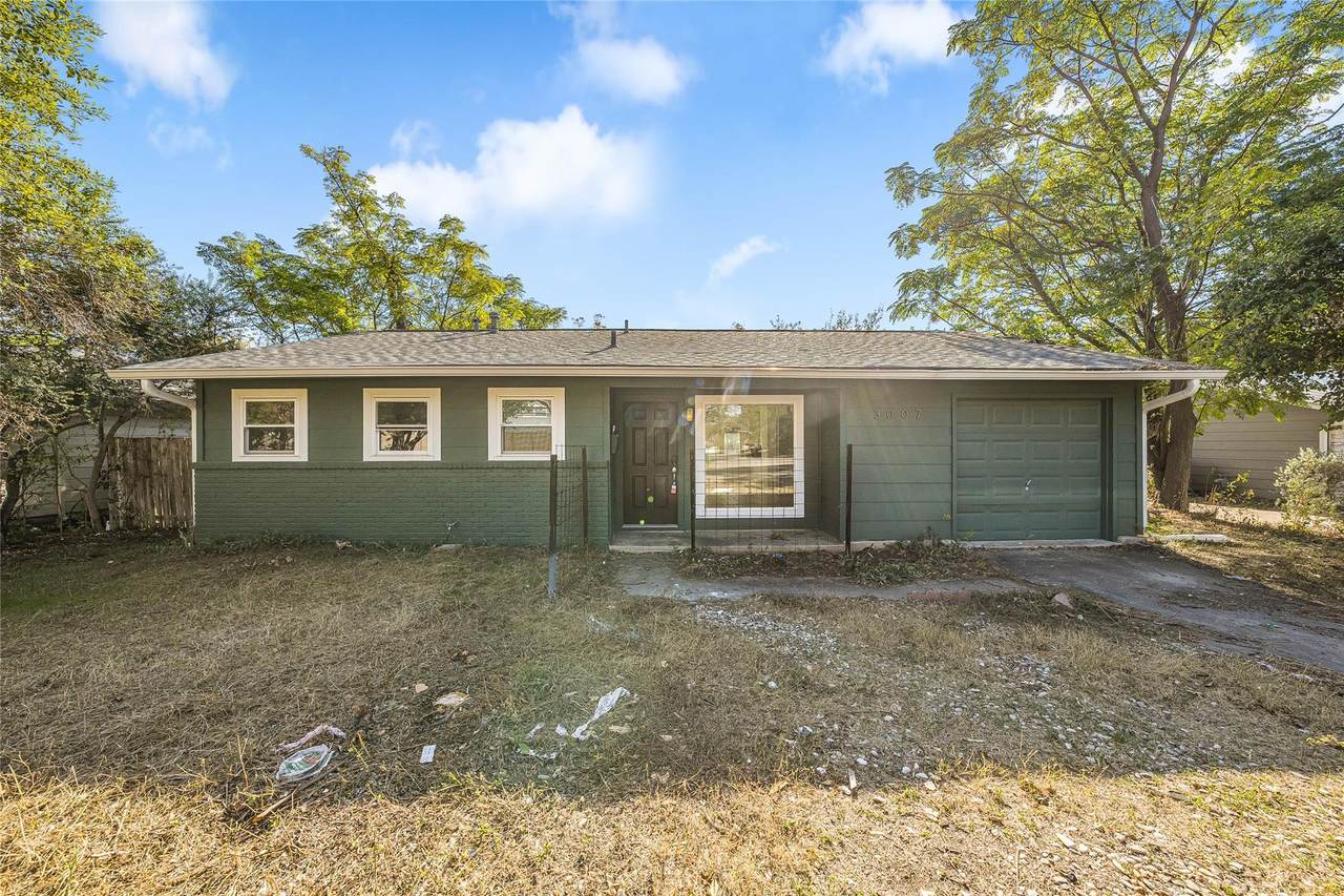 3007 Steck Ave - Photo 1