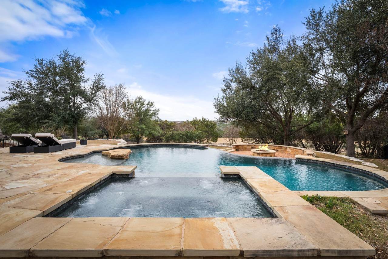2024 University Club Dr - Photo 1