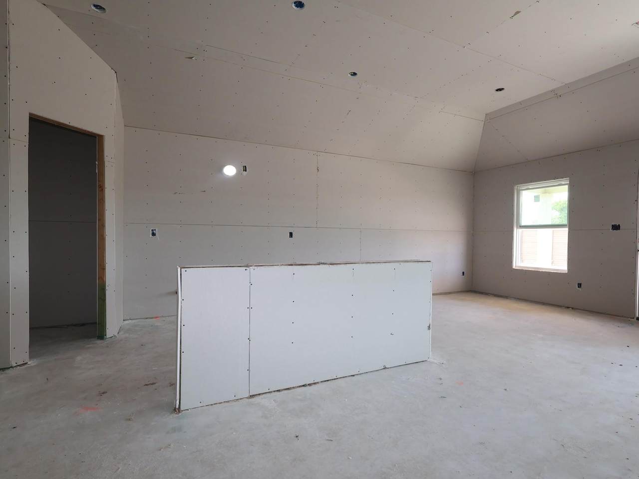 https://bt-photos.global.ssl.fastly.net/austin/1280_boomver_2_6544351-2.jpg