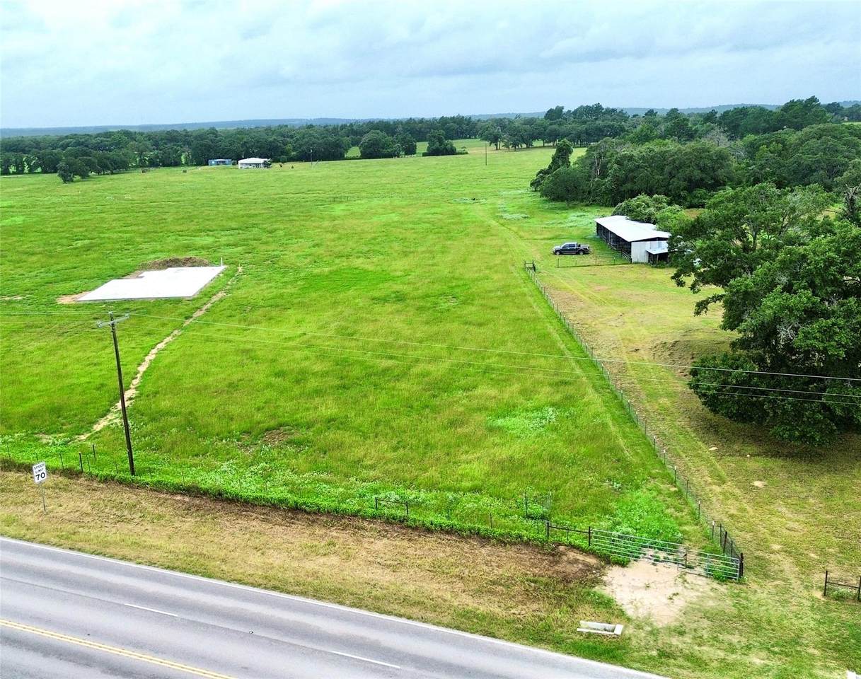 000 Hwy 77 Highway - Photo 1