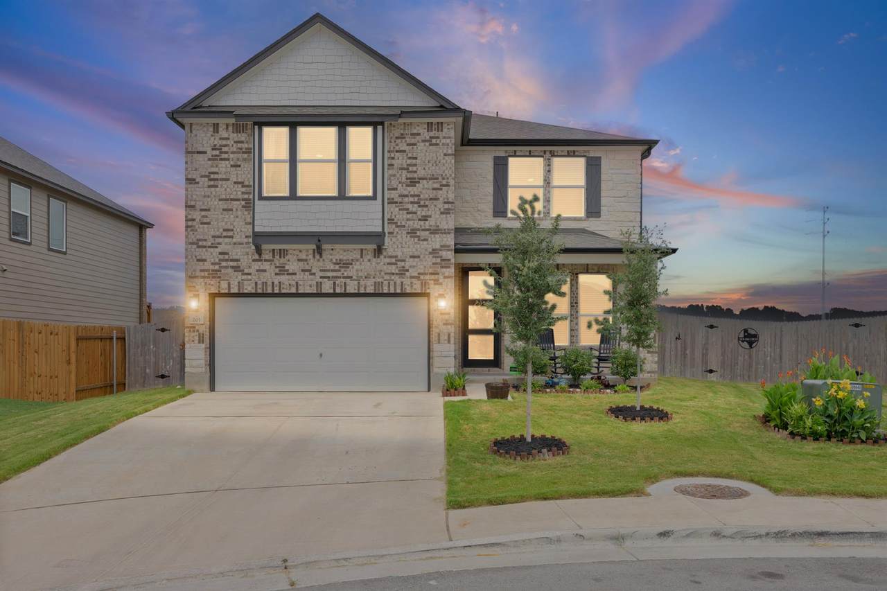 203 Teller Dr - Photo 1