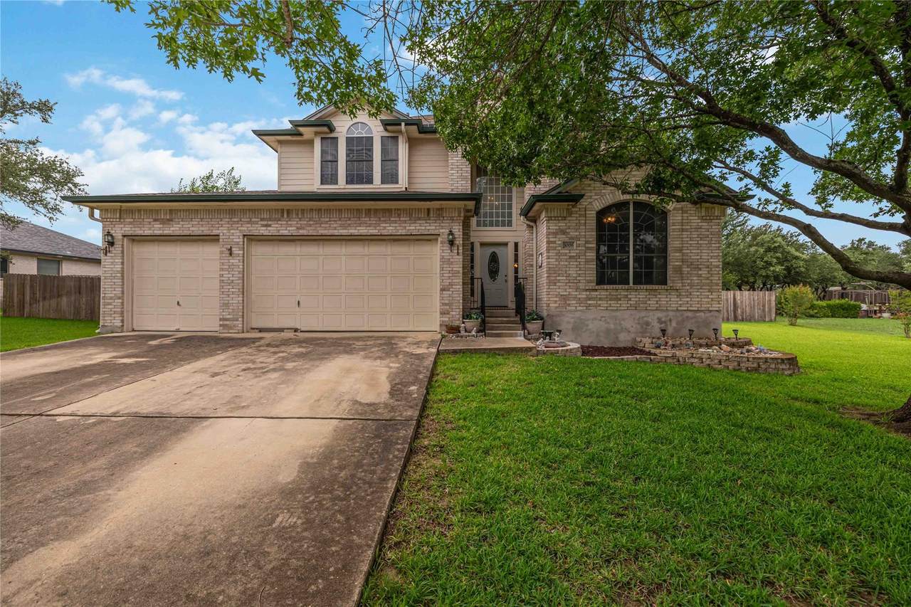3006 Bradford Park Dr - Photo 1