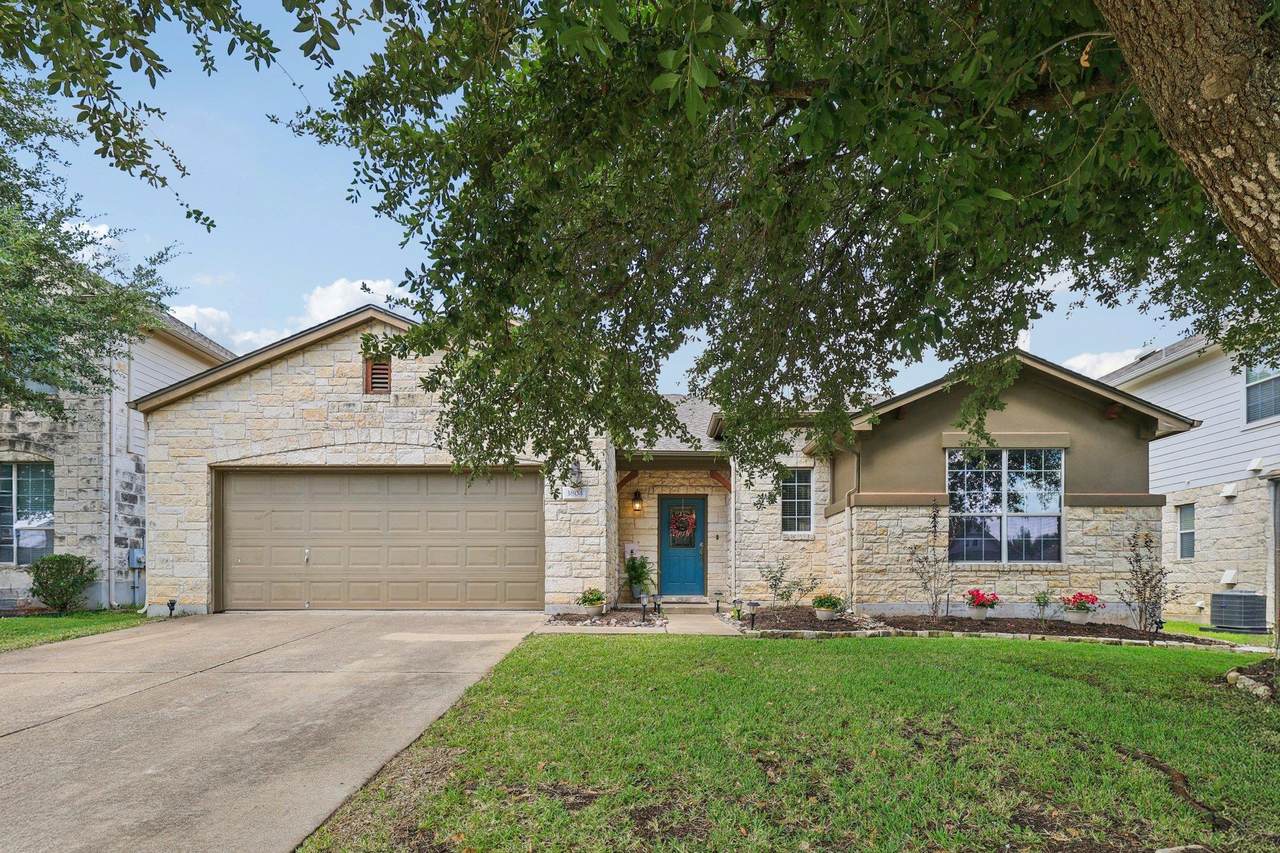 3804 Spyglass Cv - Photo 1