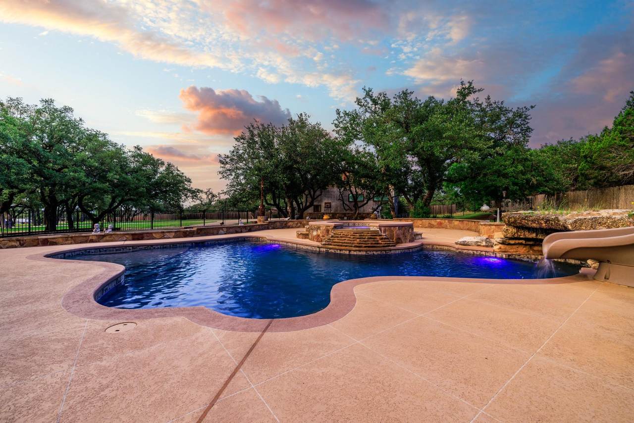 https://bt-photos.global.ssl.fastly.net/austin/1280_boomver_1_6572214-2.jpg