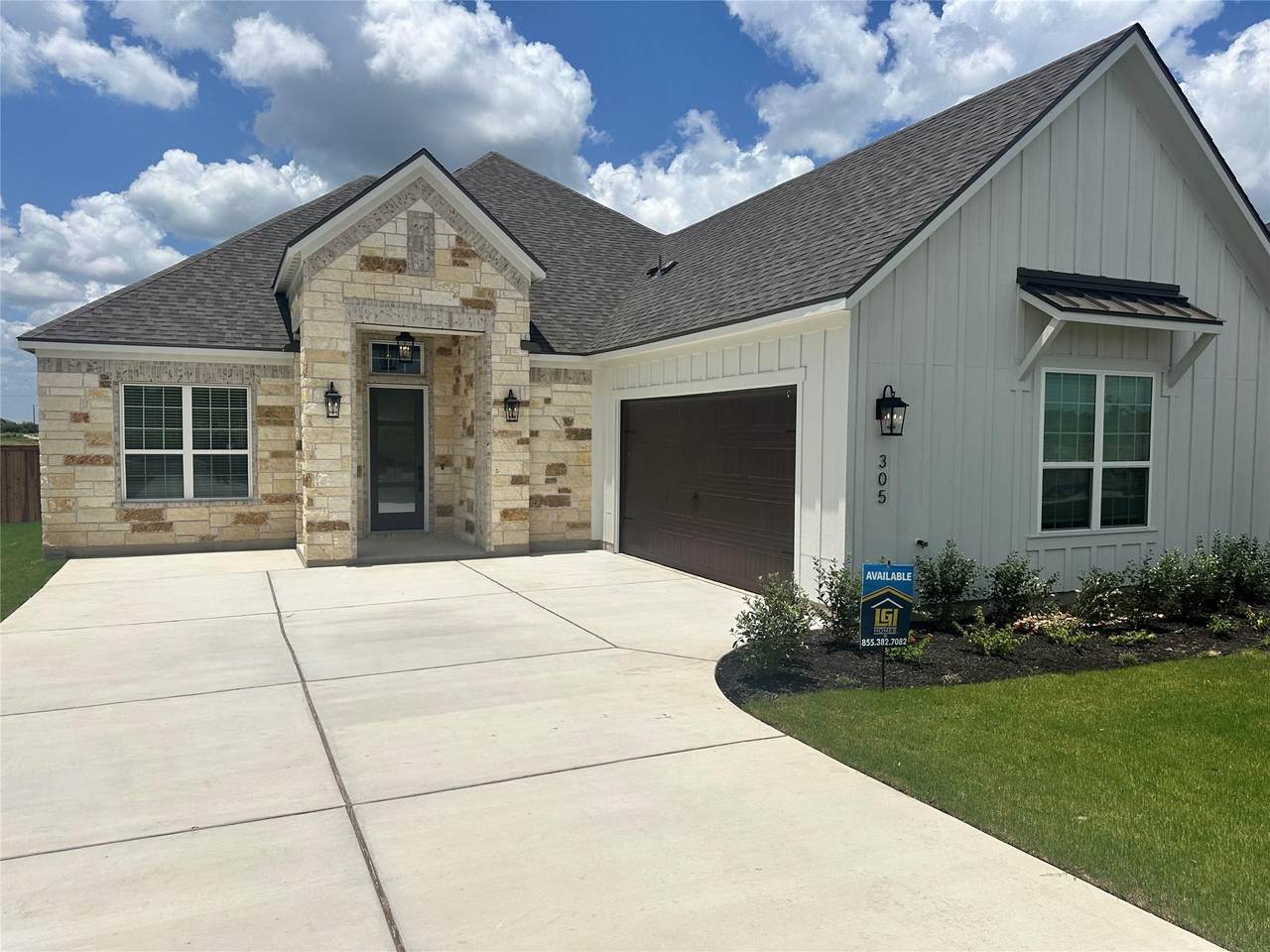 305 E Luna Blue Ln - Photo 1