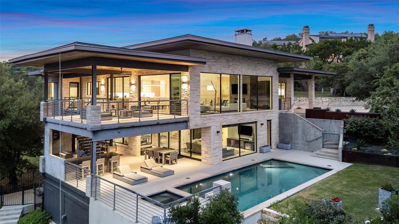 203 Buckeye Trl - Photo 1