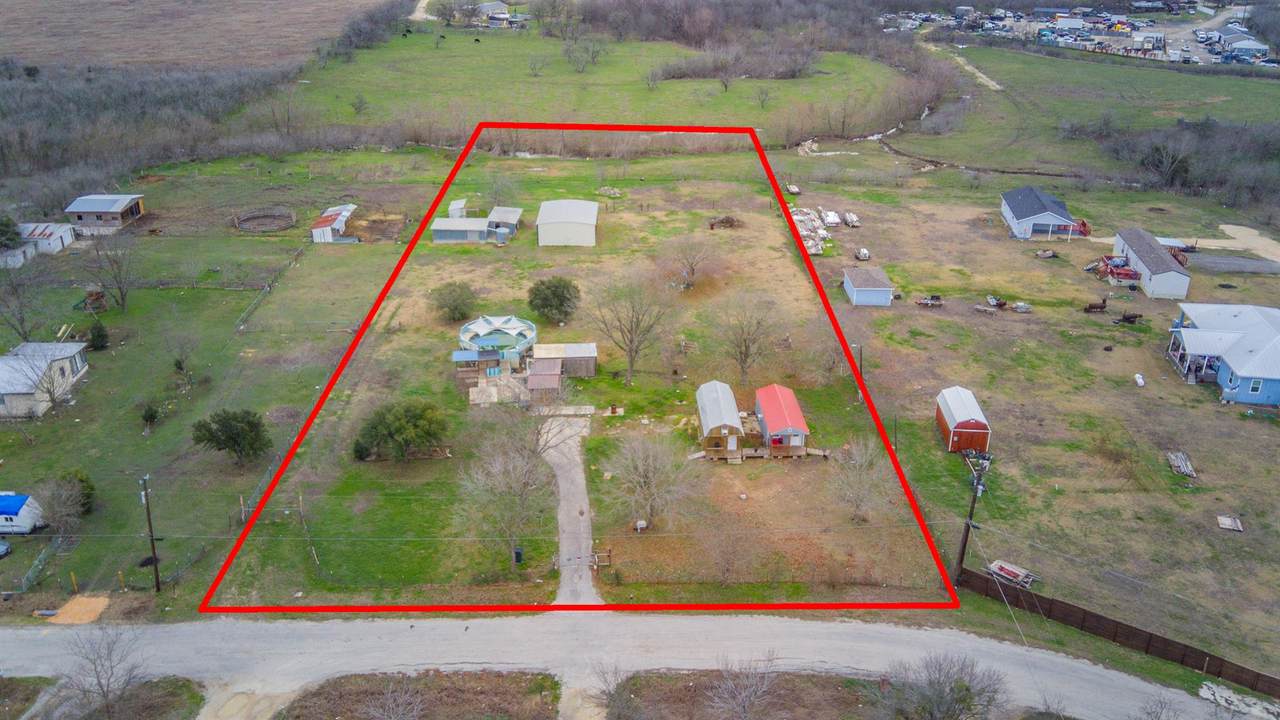 811 Dickerson Rd - Photo 1