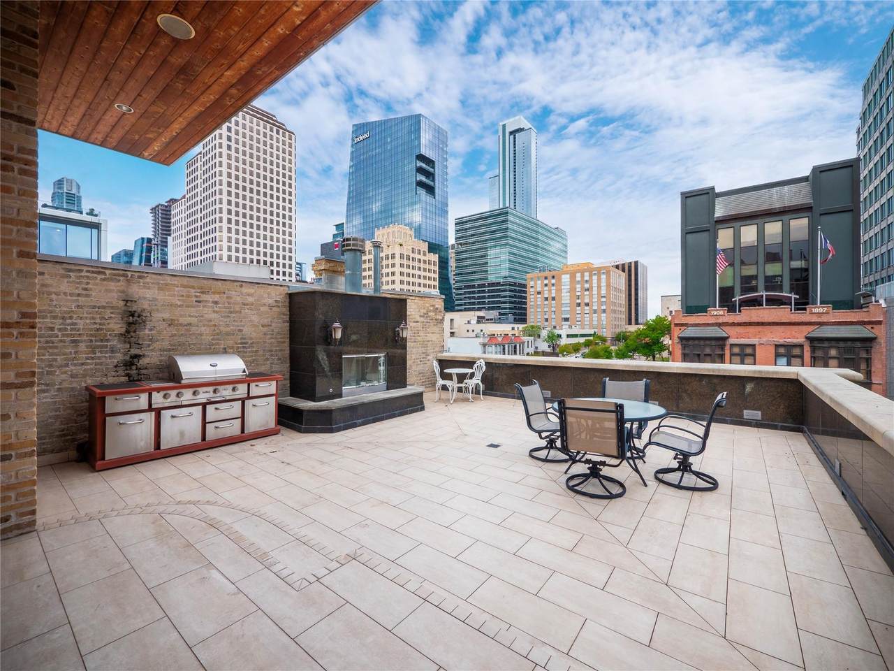 805 Congress Ave - Photo 1