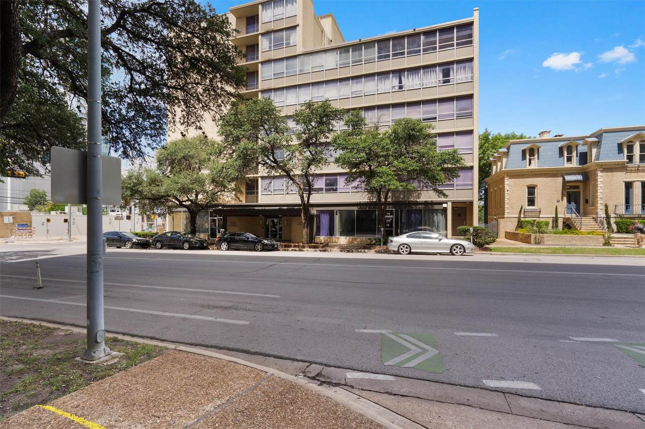 1800 Lavaca St - Photo 1