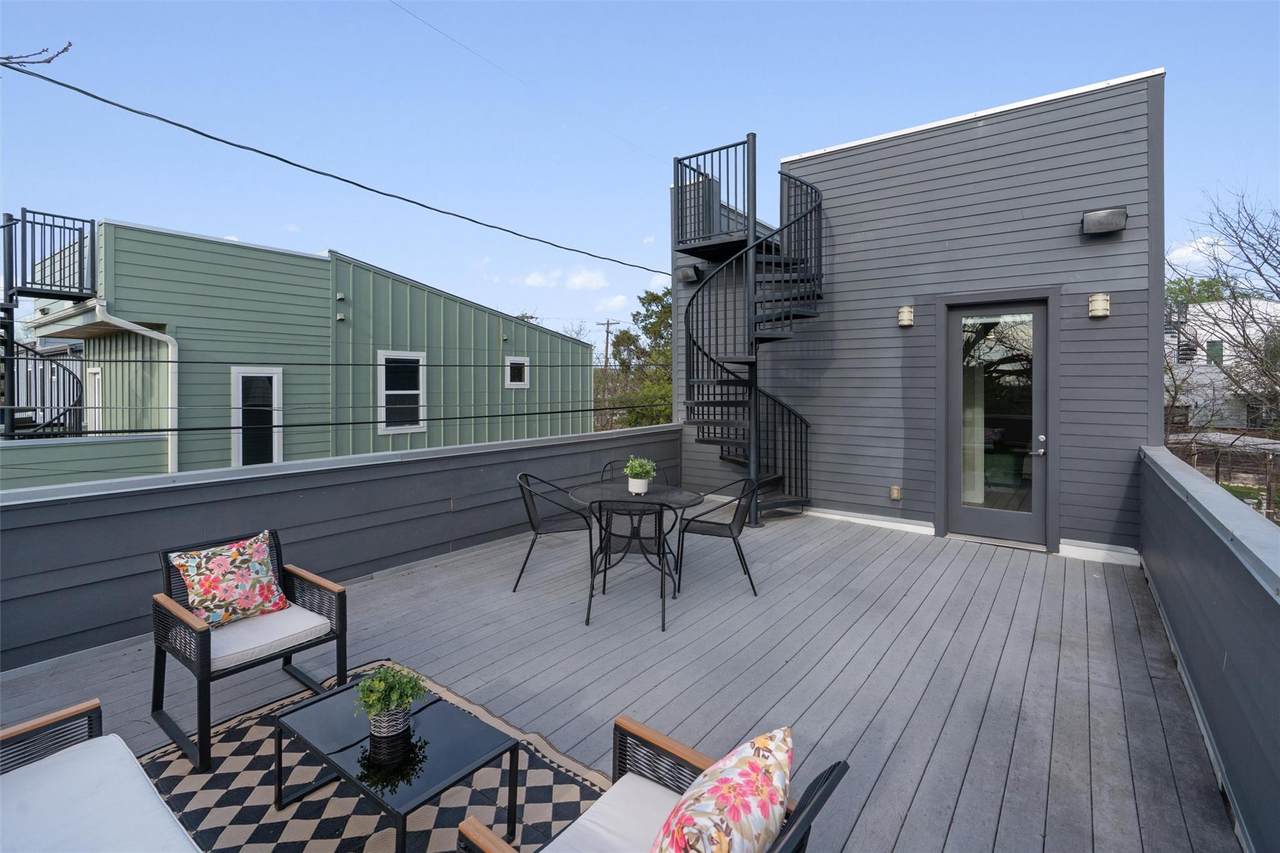 3010 18th 1/2 St - Photo 1