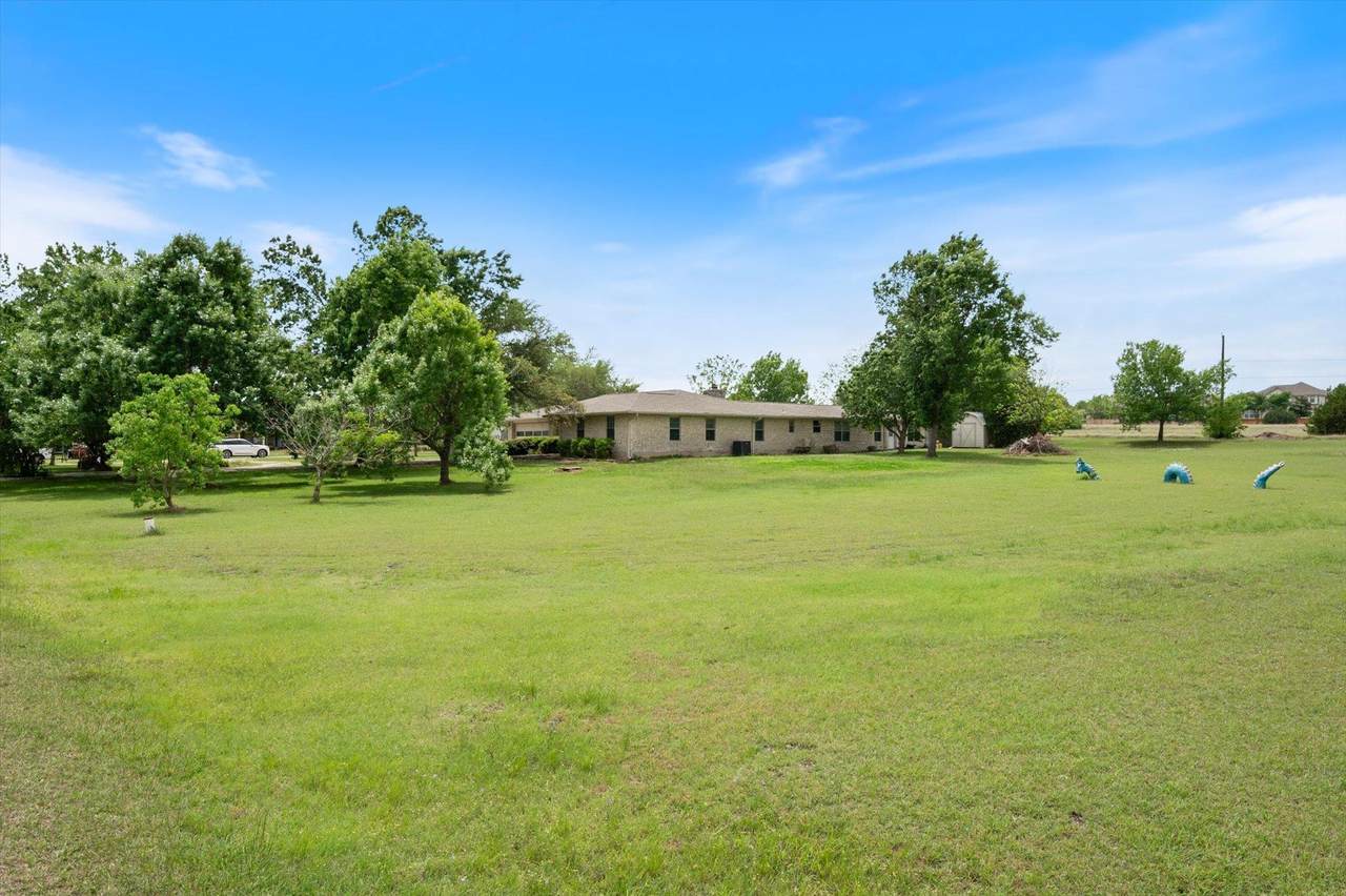 8 Valley Creek Rd - Photo 1