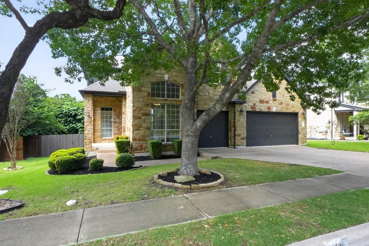 7320 Mitra Dr - Photo 1