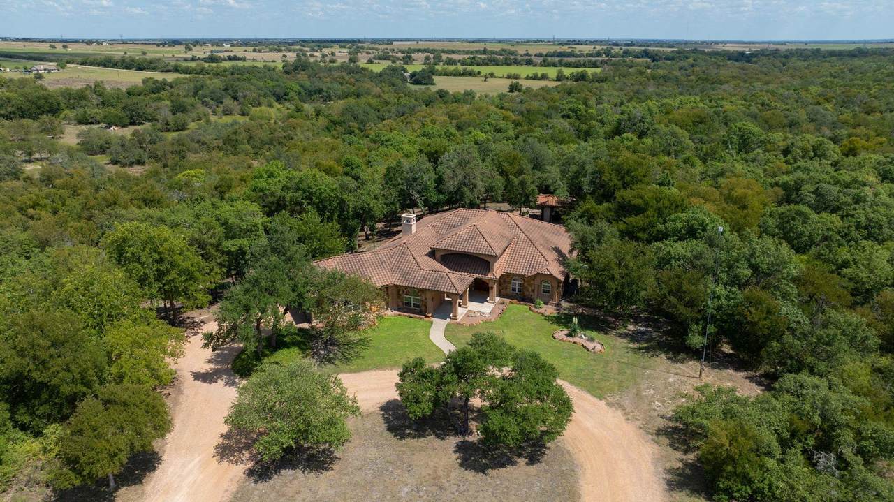 1120 Redbird Rd - Photo 1