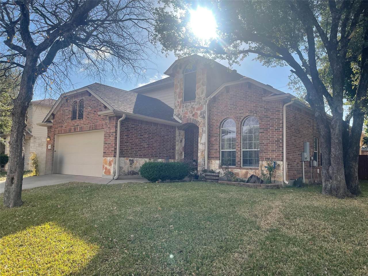 6901 Aquamarine Dr - Photo 1
