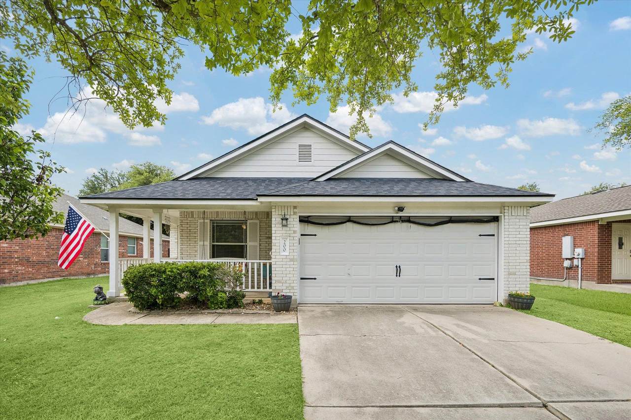 200 Bubbling Brook Dr - Photo 1