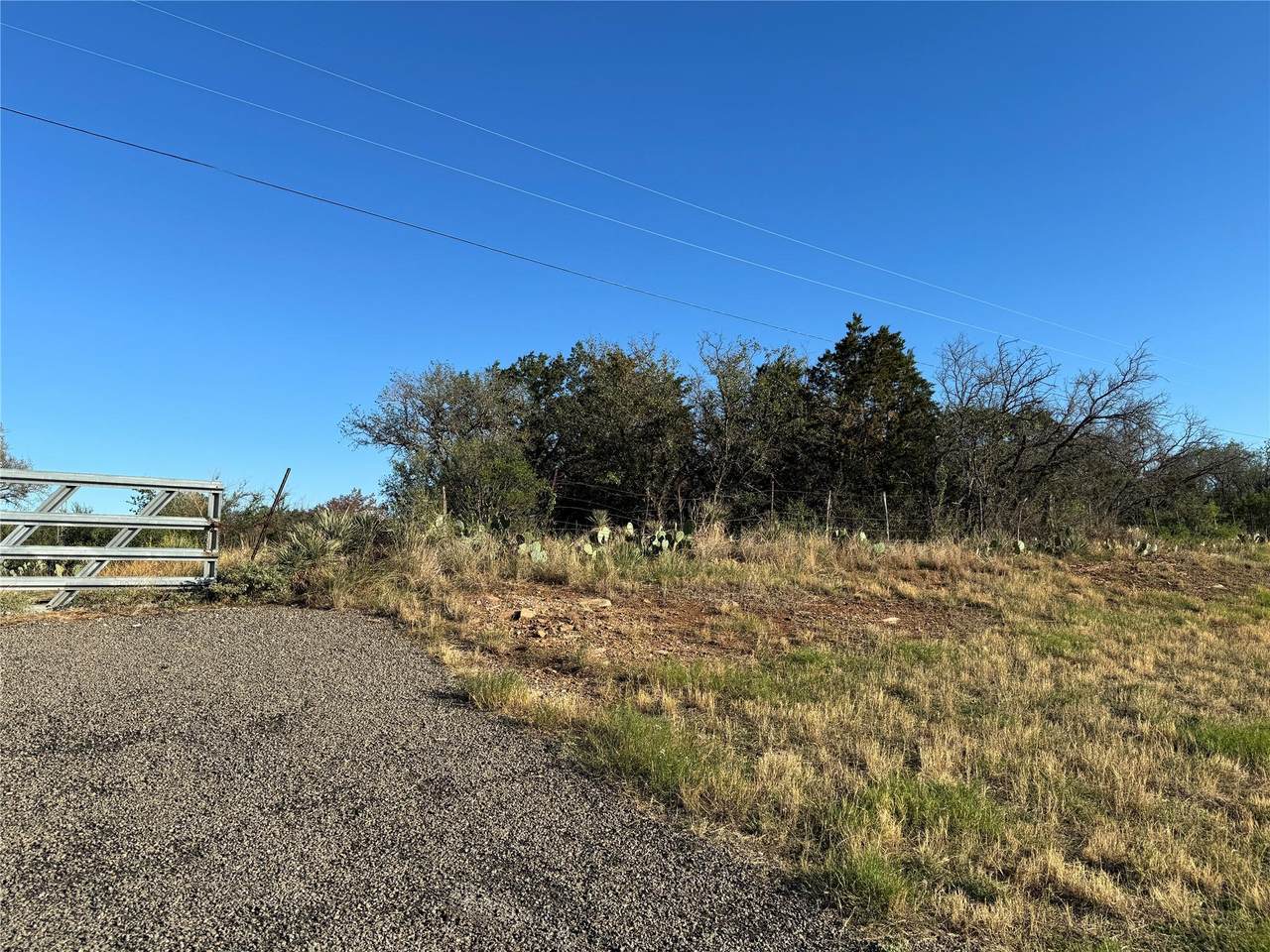 6939 Fm 690 - Photo 1