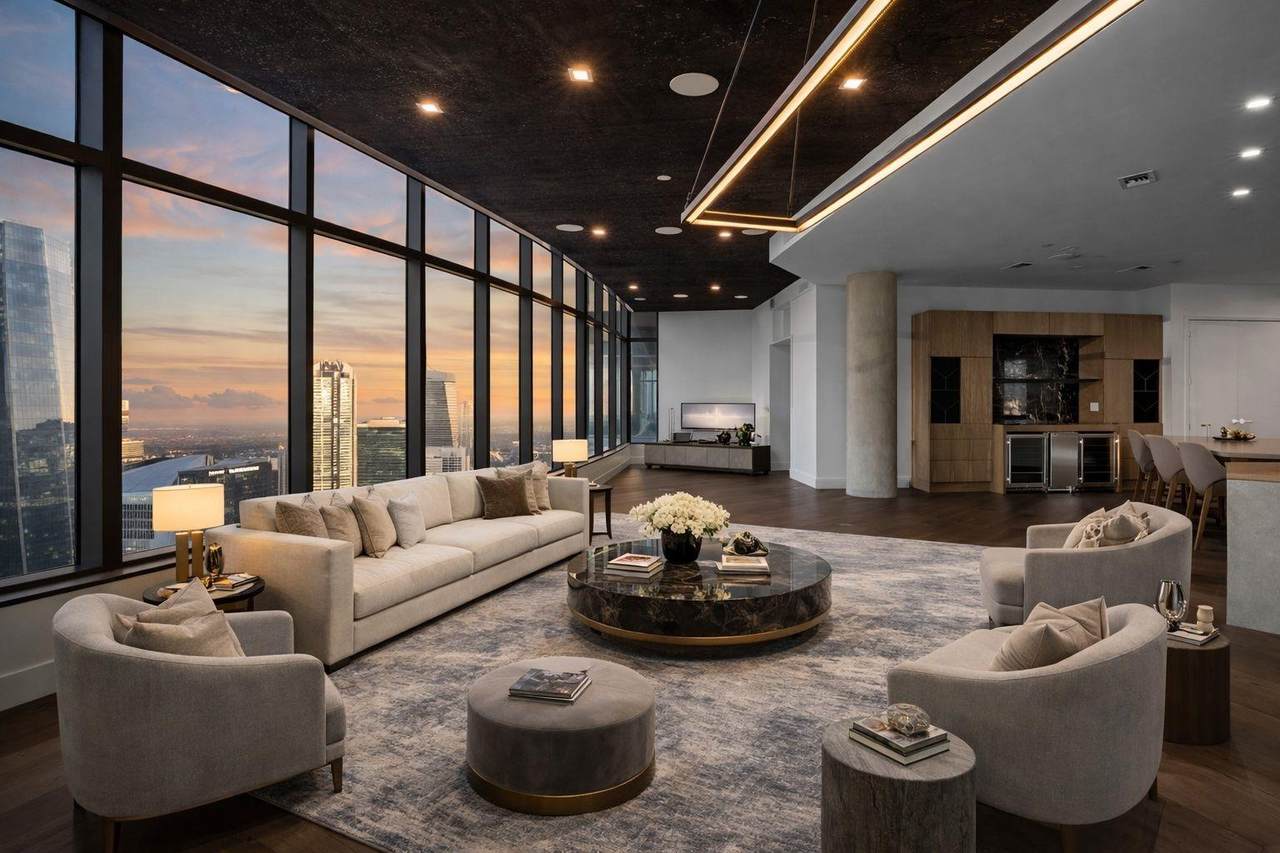 501 West Ave - Photo 1
