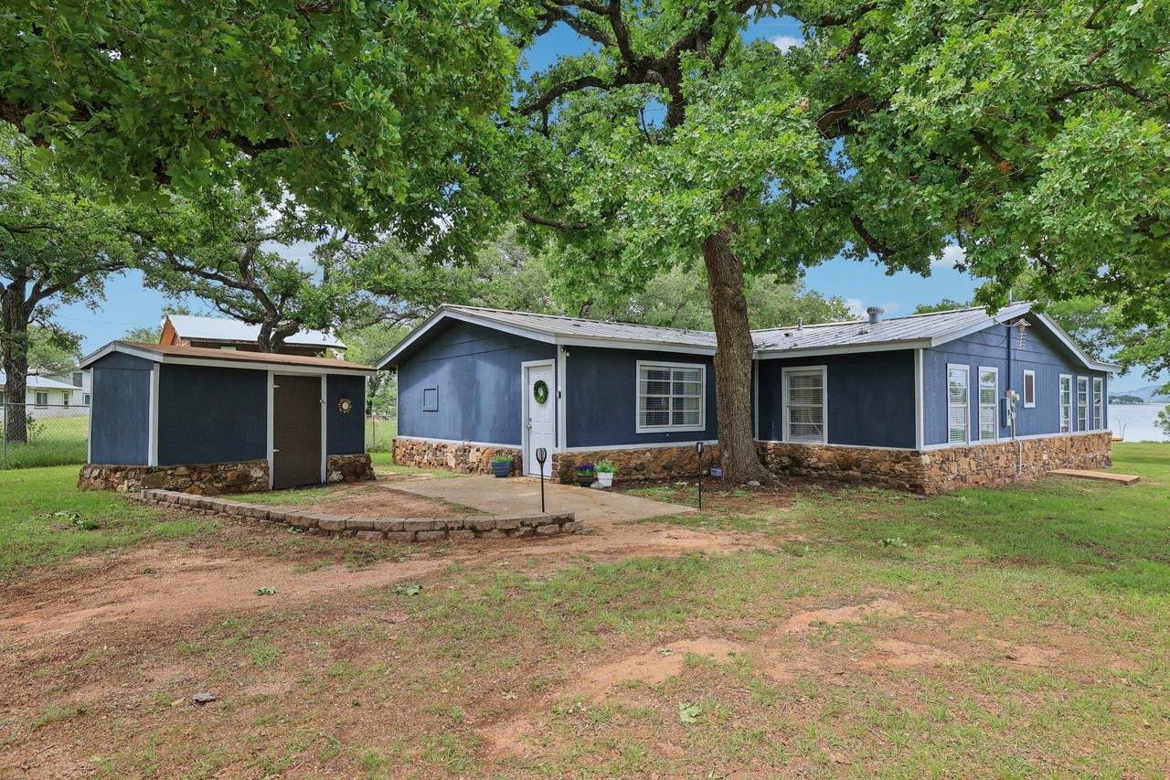 145 Oak Point Dr - Photo 1