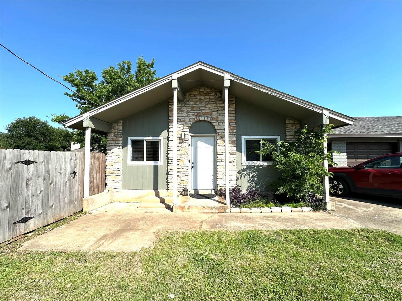 https://bt-photos.global.ssl.fastly.net/austin/1280_boomver_1_6852530-2.jpg