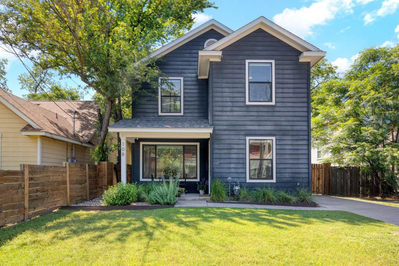 108 Chicon St - Photo 1