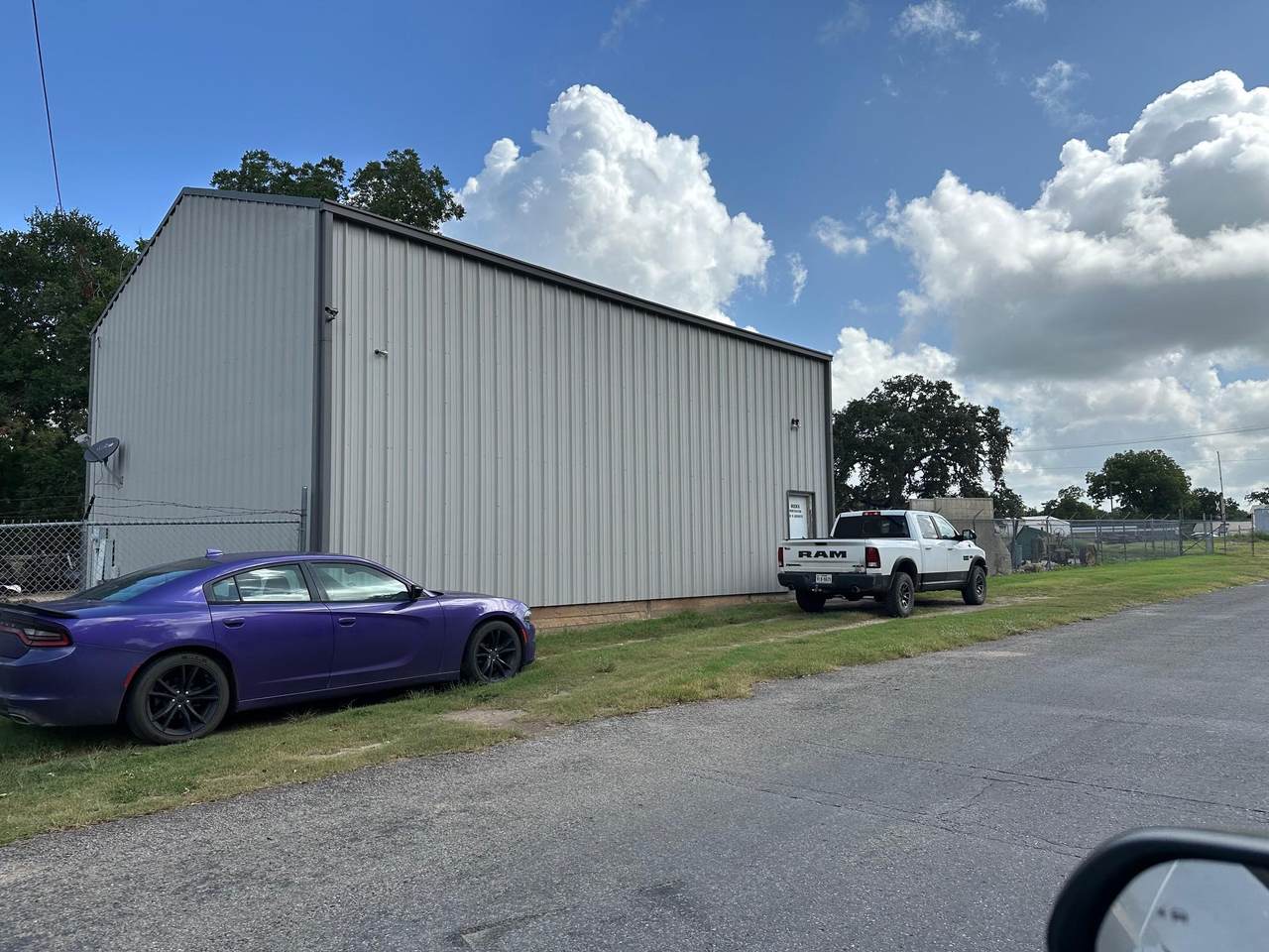 https://bt-photos.global.ssl.fastly.net/austin/1280_boomver_1_6904172-2.jpg