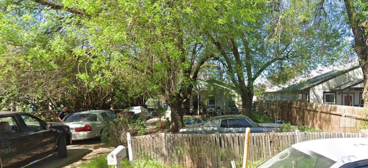 1114 Brookswood Ave - Photo 1