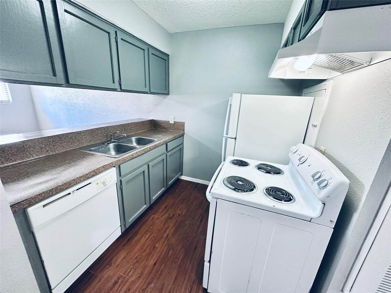 3702 Second St - Photo 1