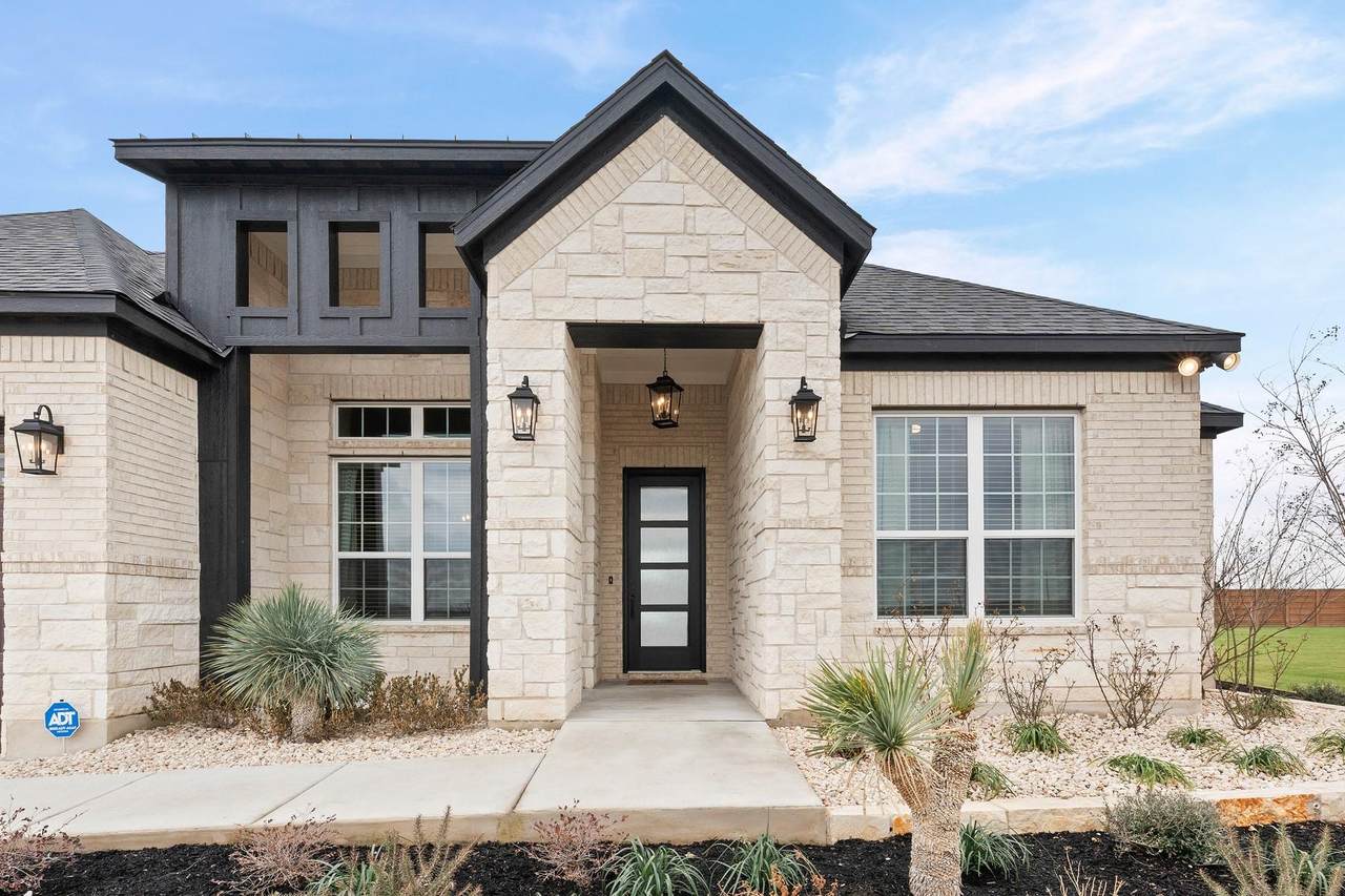 313 Luna Blue Ln - Photo 1