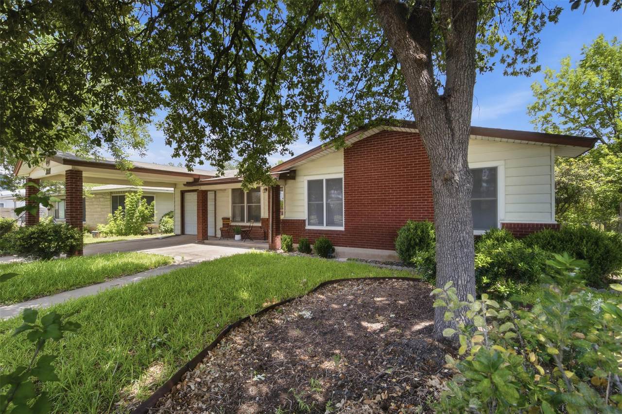 1410 Wooten Dr - Photo 1