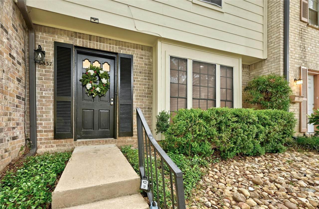 6637 Valleyside Rd - Photo 1