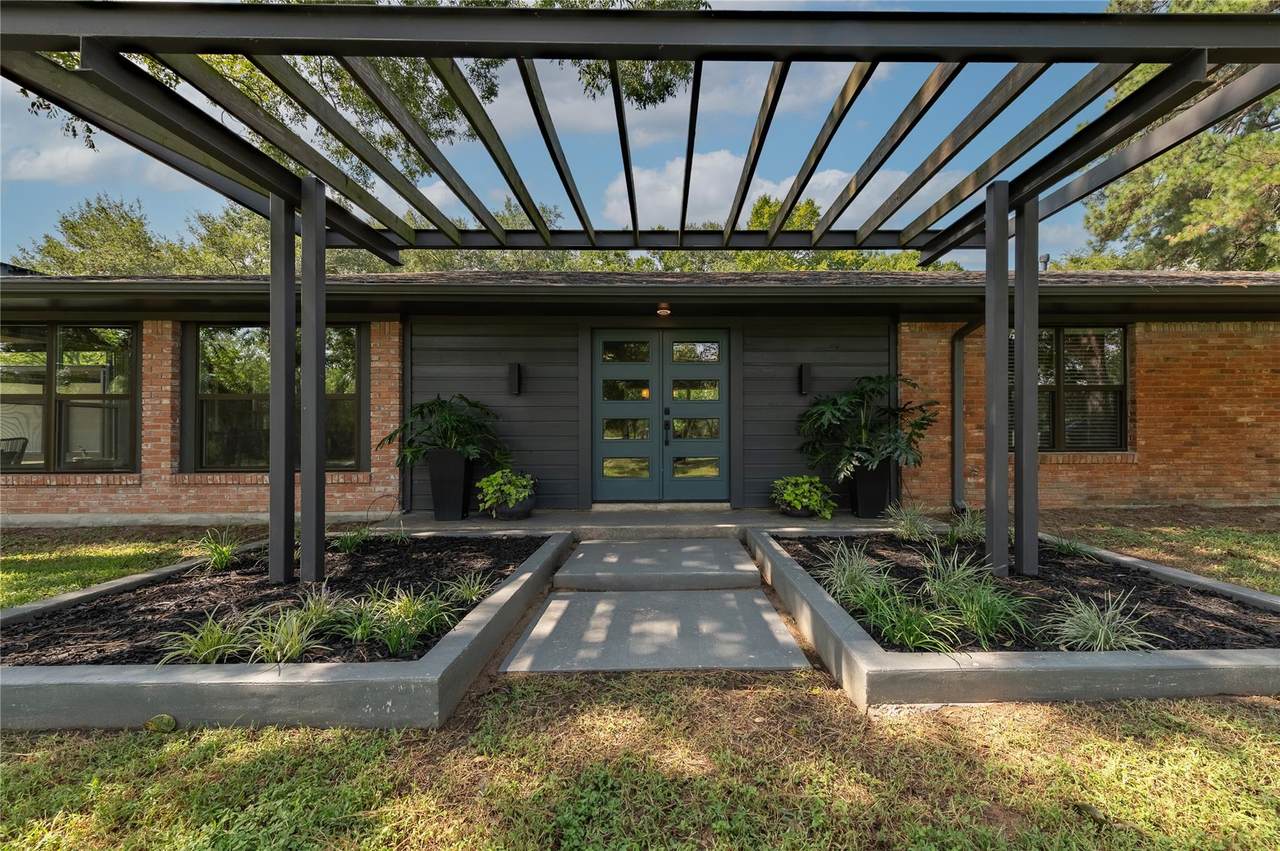 455 Post Oak Court Ct - Photo 1