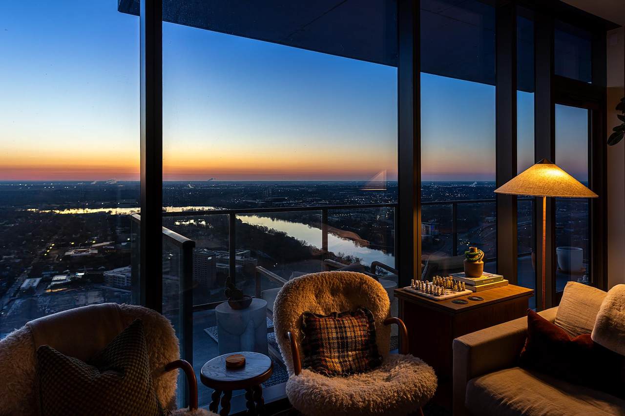 44 East Ave - Photo 1