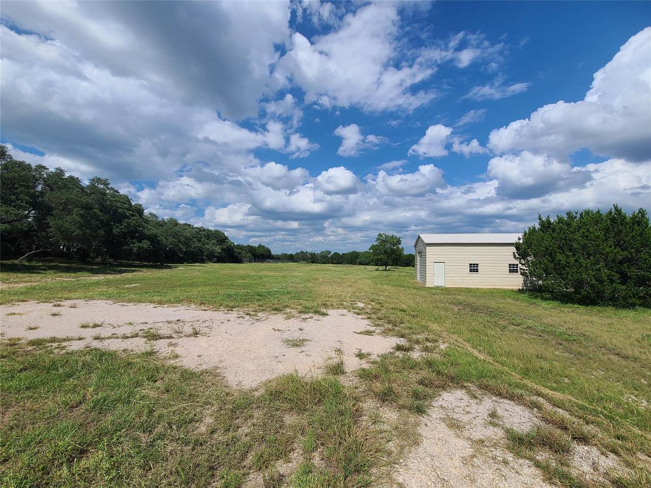 601 Phillip Ln - Photo 1