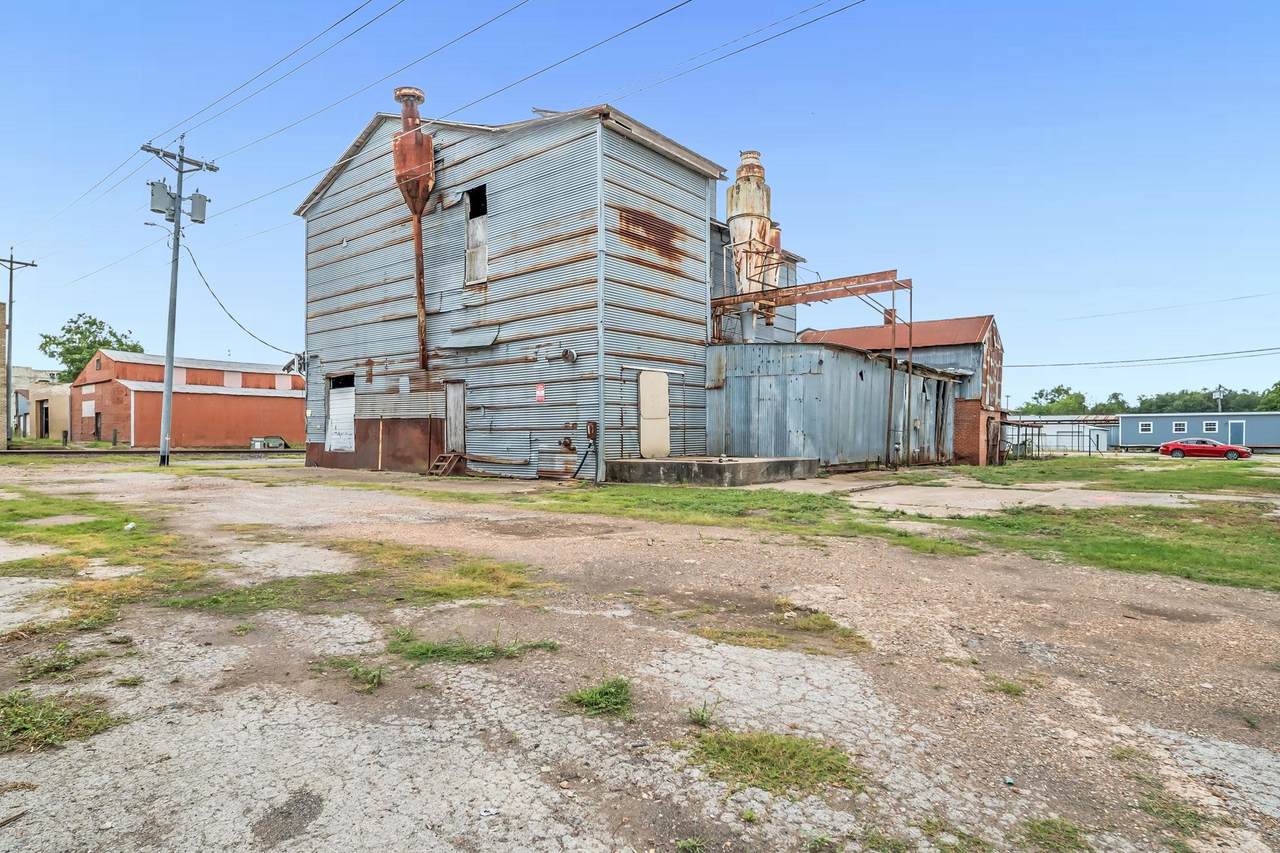 https://bt-photos.global.ssl.fastly.net/austin/1280_boomver_1_7031086-2.jpg