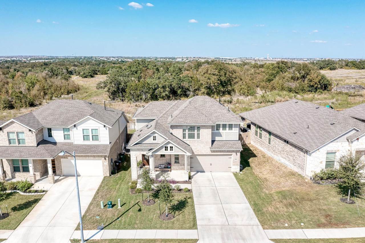 521 Elm Green St - Photo 1