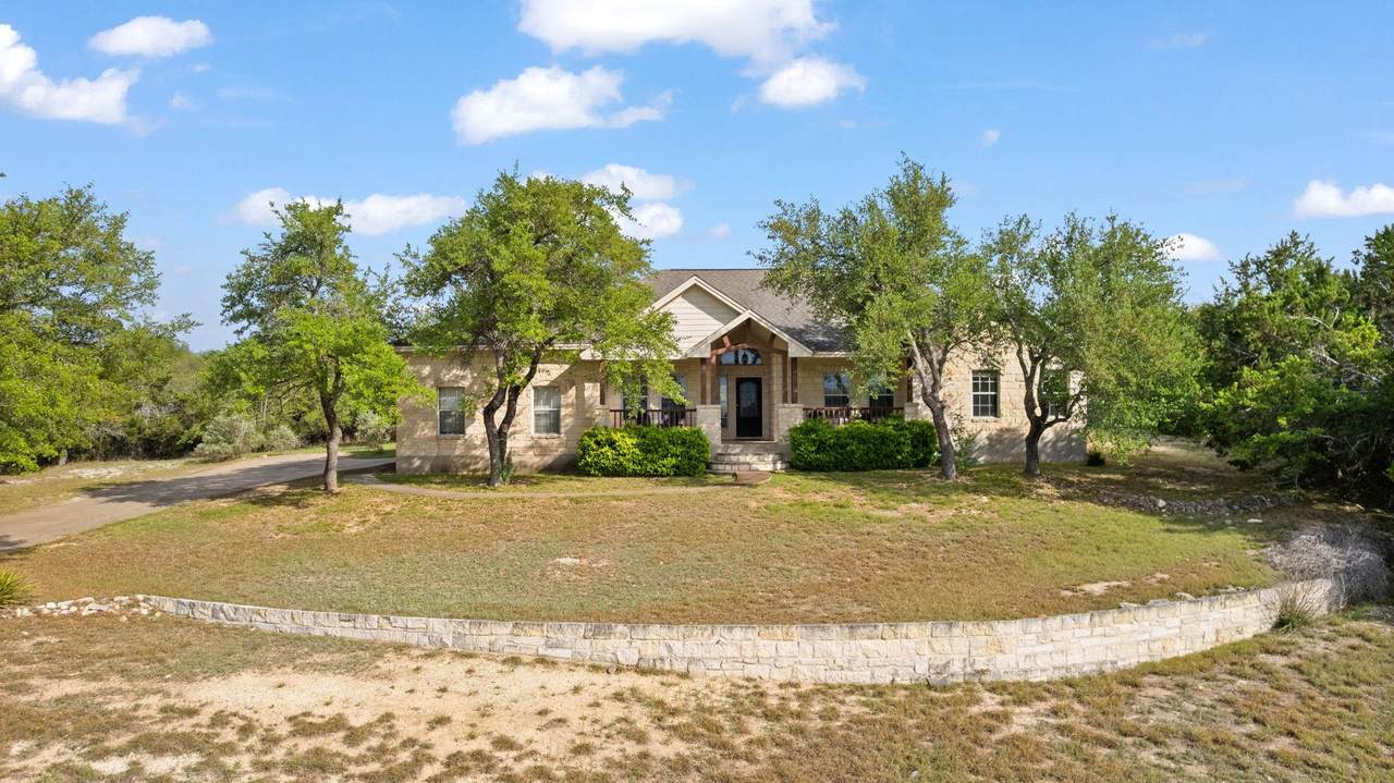 10045 Cave Loop - Photo 1