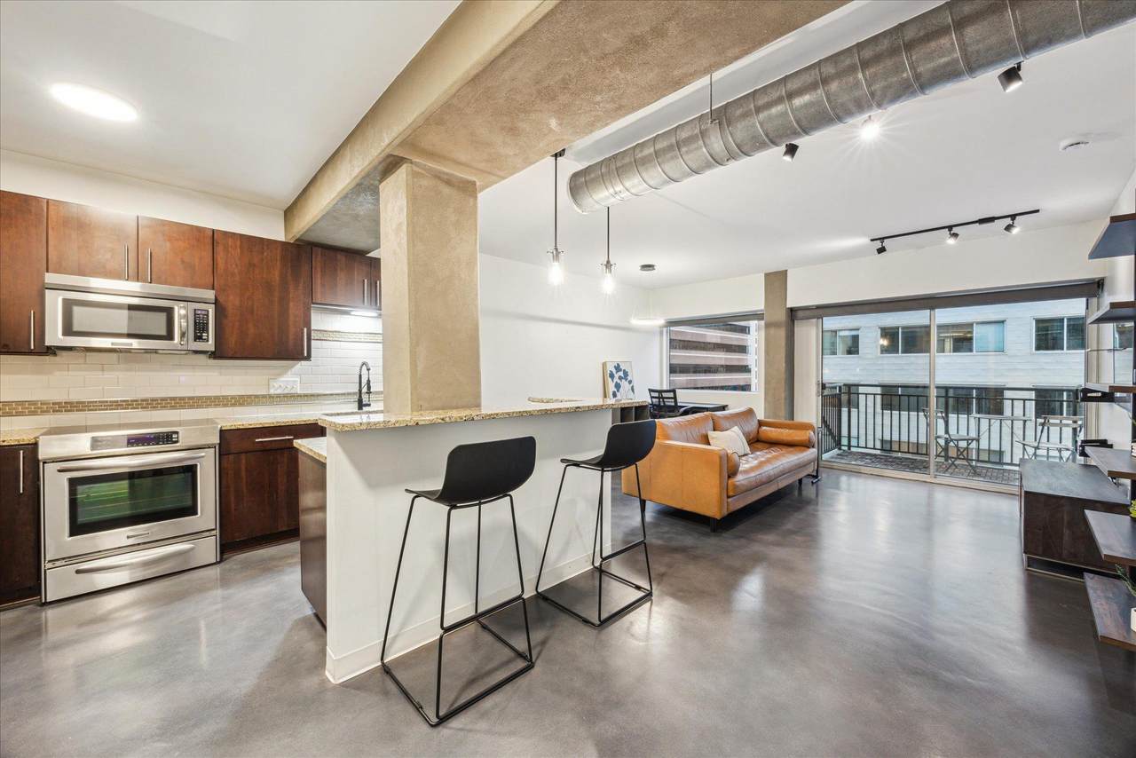 800 Brazos St - Photo 1