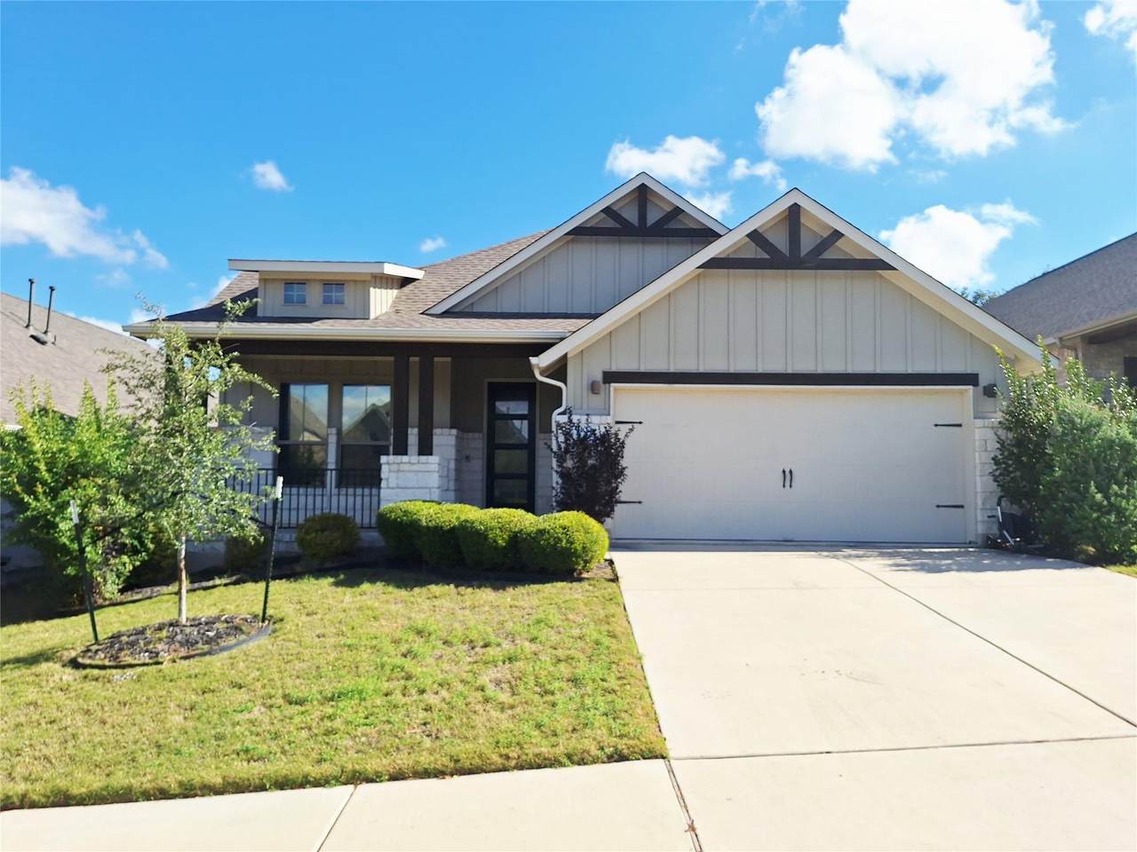 1104 River Vista Rd - Photo 1