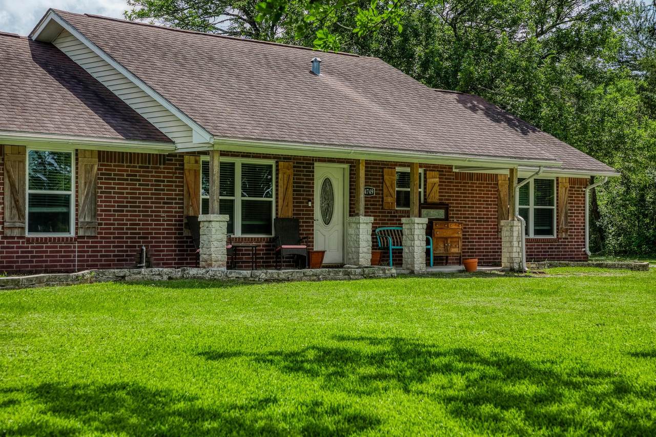14749 Dowling Rd - Photo 1