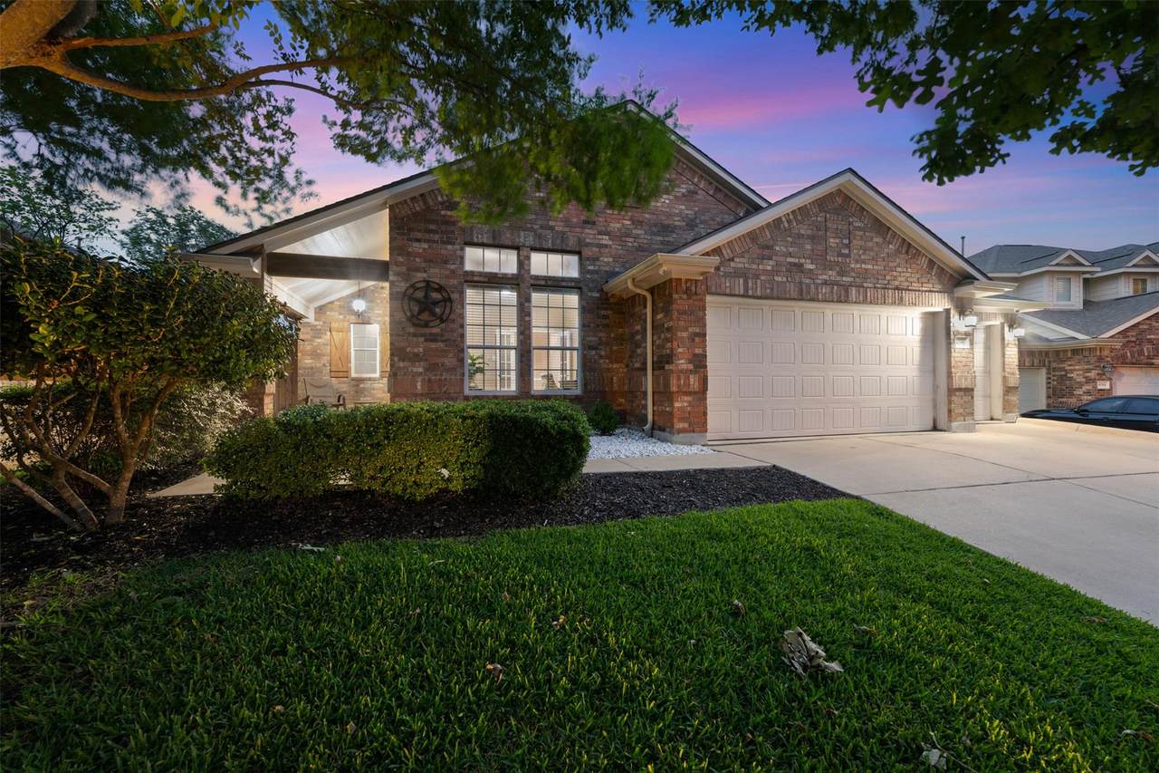 4196 Woodhaven Trl - Photo 1