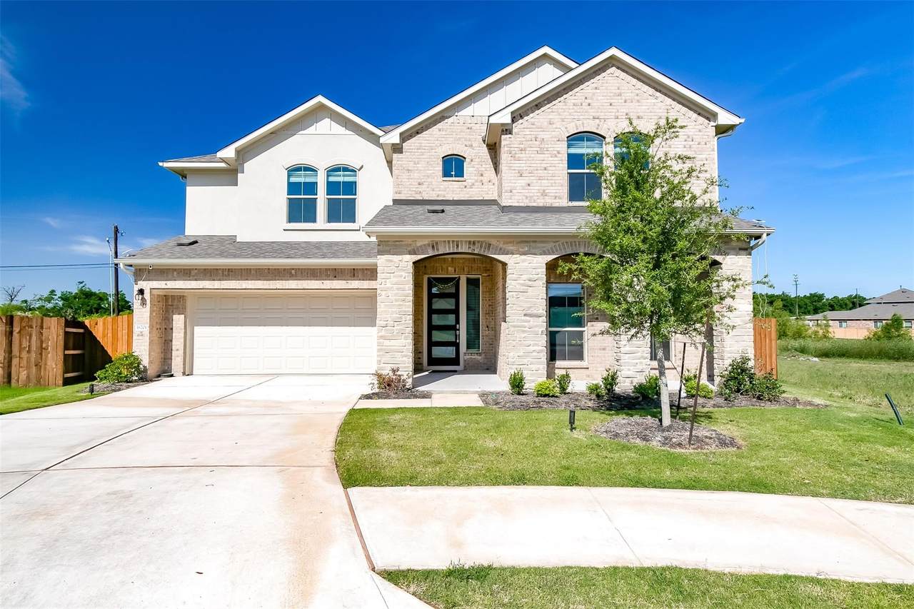 16701 Casa Anna Dr - Photo 1