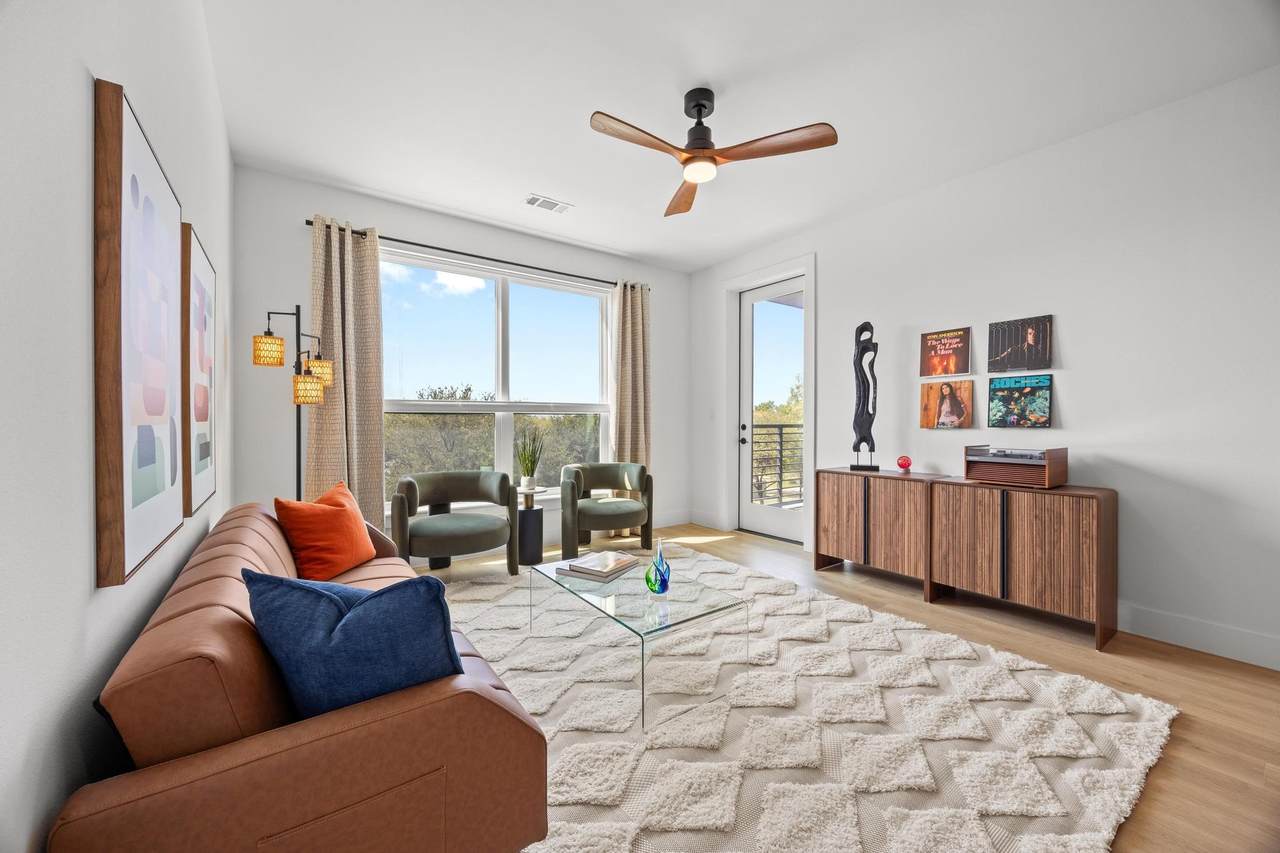 1701 Simond Ave - Photo 1