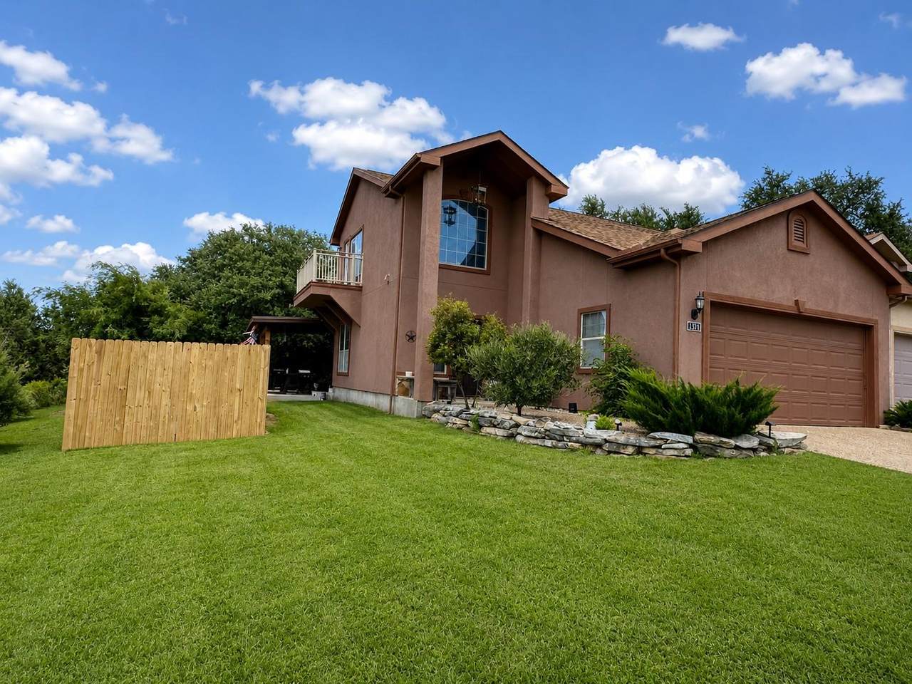 134 Clearwater Ct - Photo 1